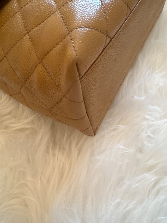 ハンドバッグ（ブランドバッグ）の商品画像 - 査定依頼日：2026年3月6日 - 最高査定価格：300,000円