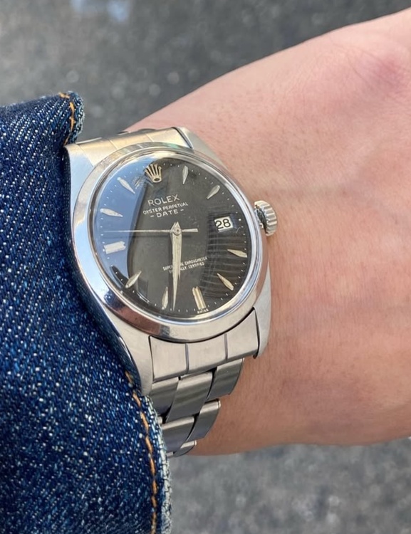 Rolex OYSTER PERPETUAL DATE Ref.1500（高級時計）の商品画像 - 査定依頼日：2025年12月10日 - 最高査定価格：400,000円