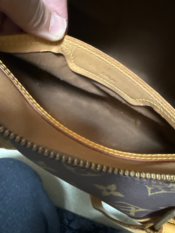 ルイヴィトン モノグラム （ブランドバッグ）の商品画像 - 査定依頼日：2026年3月8日 - 最高査定価格：70,000円