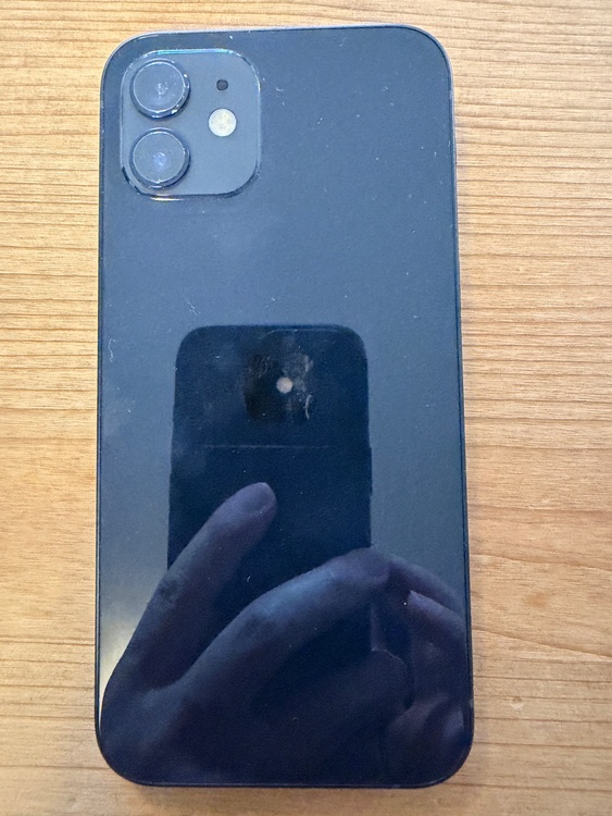 iPhone12（スマホ）の商品画像 - 査定依頼日：2026年5月27日 - 最高査定価格：26,000円