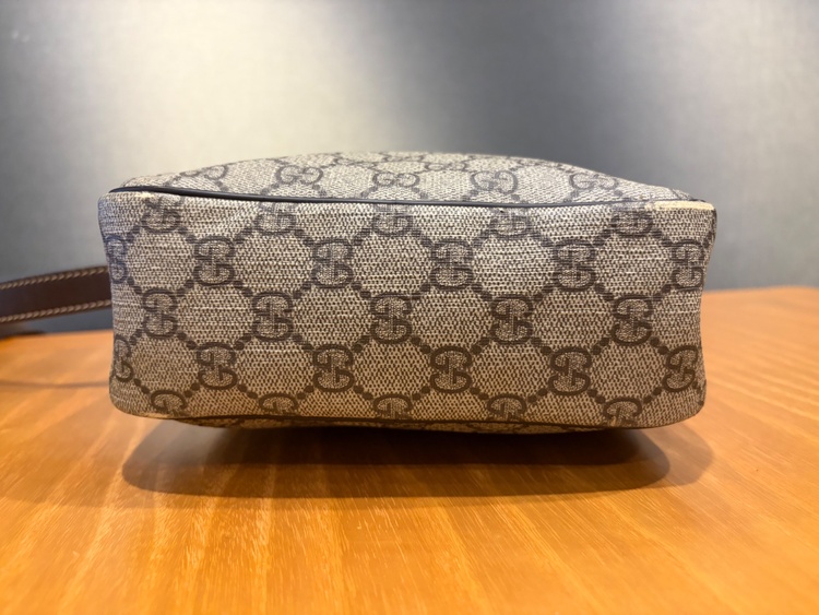GUCCI GGスプリーム ショルダーバッグ 内側キャンバス（ブランドバッグ）の商品画像 - 査定依頼日：2026年7月22日 - 最高査定価格：30,000円