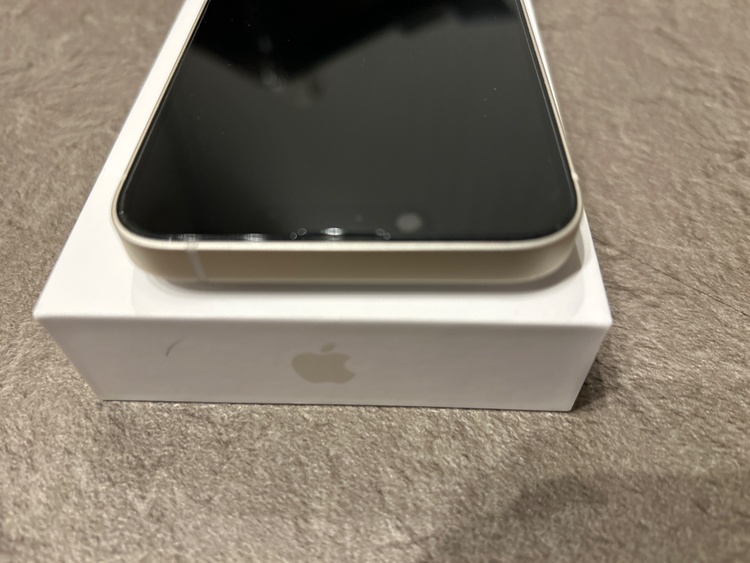 iPhone iPhone 14 256GB SIMフリー（スマホ）の商品画像 - 査定依頼日：2026年10月4日 - 最高査定価格：51,000円