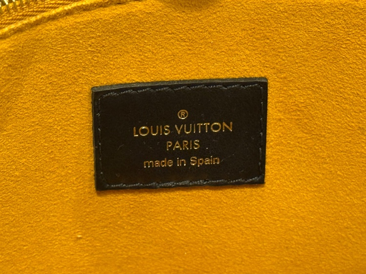 オンマイサイド MM（ブランドバッグ）の商品画像 - 査定依頼日：2026年2月22日 - 最高査定価格：255,000円