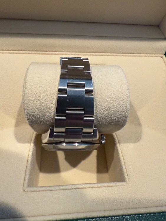 124270  エクスプローラー36（高級時計）の商品画像 - 査定依頼日：2025年9月26日 - 最高査定価格：1,200,000円