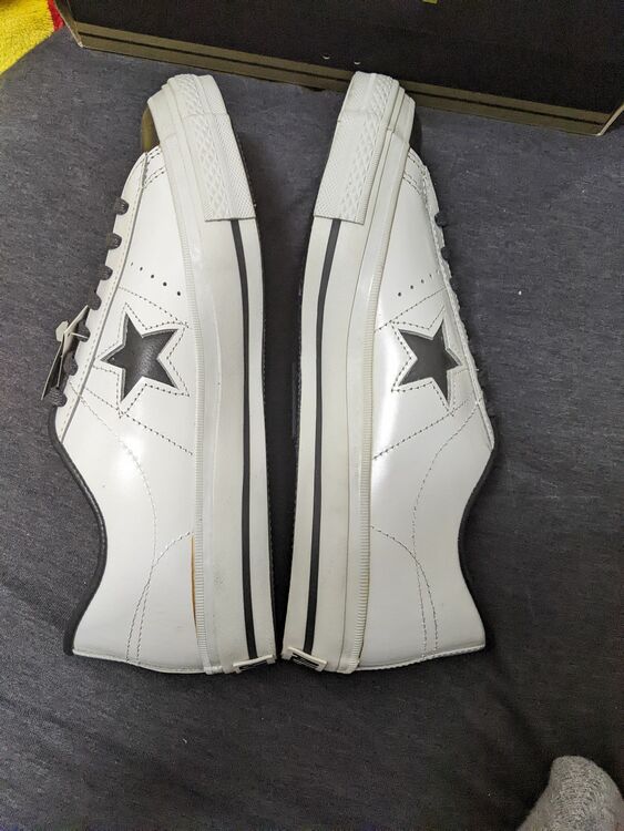 ONE STAR STARWARS OX WHITE/BLACK（古着・ファッション）の商品画像 - 査定依頼日：2025年8月29日 - 最高査定価格：8,000円