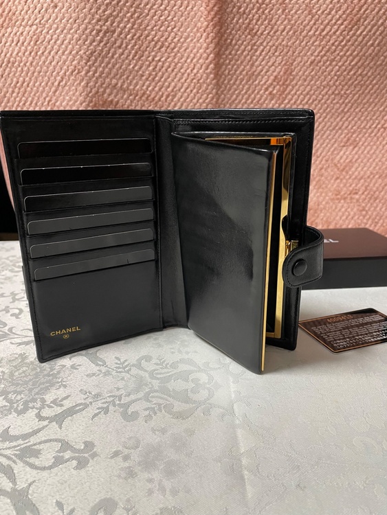 シャネルの長財布（ブランド財布・小物）の商品画像 - 査定依頼日：2026年9月6日 - 最高査定価格：24,000円