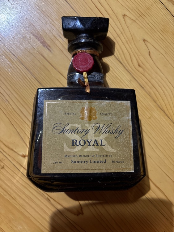 サントリーウイスキーローヤル（お酒）の商品画像 - 査定依頼日：2025年11月12日 - 最高査定価格：500円