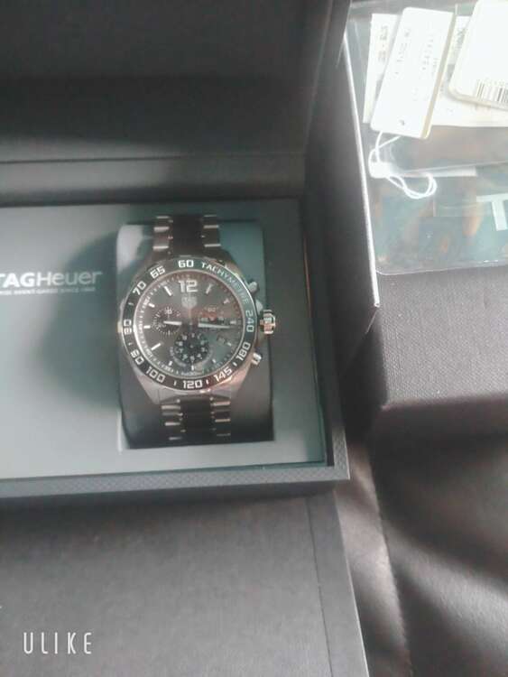 タグホイヤー フォーミュラ CAZ1011.BA843アントラサント/ブラック（高級時計）の商品画像 - 査定依頼日：2025年5月18日 - 最高査定価格：140,000円