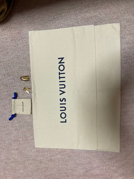 ルイヴィトン モノグラム （ブランドバッグ）の商品画像 - 査定依頼日：2025年5月25日 - 最高査定価格：180,000円