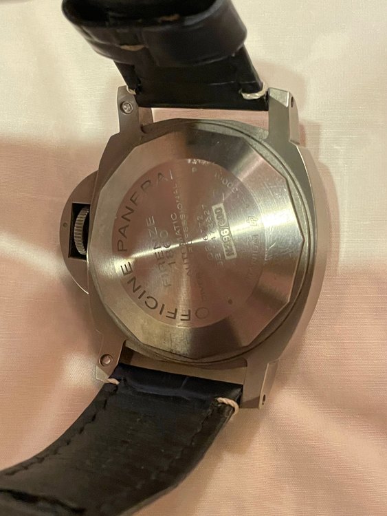 ルミノール　サブマーシブル（高級時計）の商品画像 - 査定依頼日：2022年9月7日 - 最高査定価格：420,000円