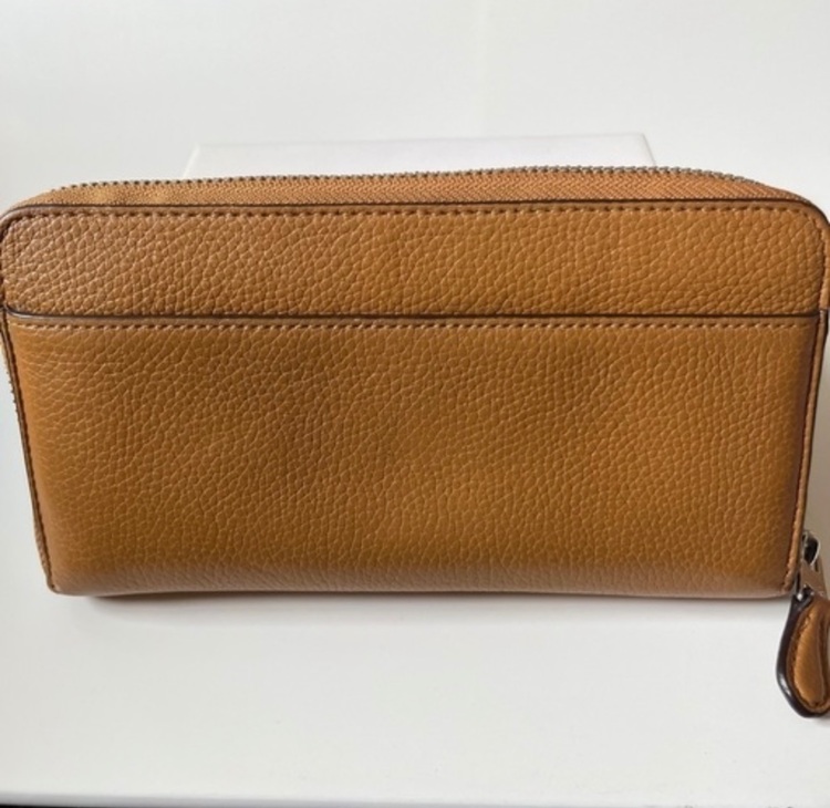 その他 コーチ （ブランドバッグ）の商品画像 - 査定依頼日：2025年8月5日 - 最高査定価格：3,000円