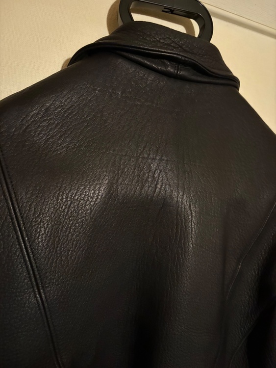 ファインクリークリンドバーグディア38黒（古着・ファッション）の商品画像 - 査定依頼日：2026年3月7日 - 最高査定価格：80,000円