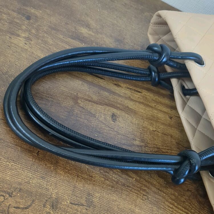 カンボンライン　トート　М（ブランドバッグ）の商品画像 - 査定依頼日：2025年11月5日 - 最高査定価格：150,000円