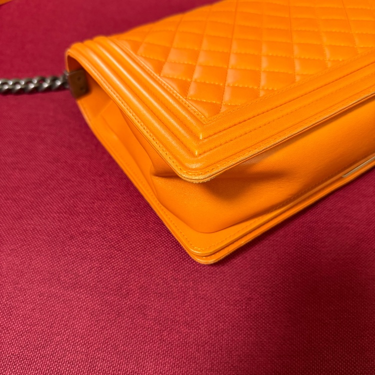 ボーイシャネル28 ラムスキン（ブランドバッグ）の商品画像 - 査定依頼日：2025年12月8日 - 最高査定価格：270,000円