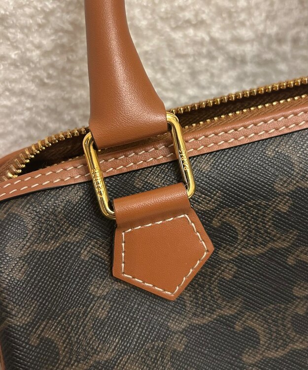 トリオンフキャンバス＆カーフスキン スモールボストン（ブランドバッグ）の商品画像 - 査定依頼日：2025年4月25日 - 最高査定価格：145,000円