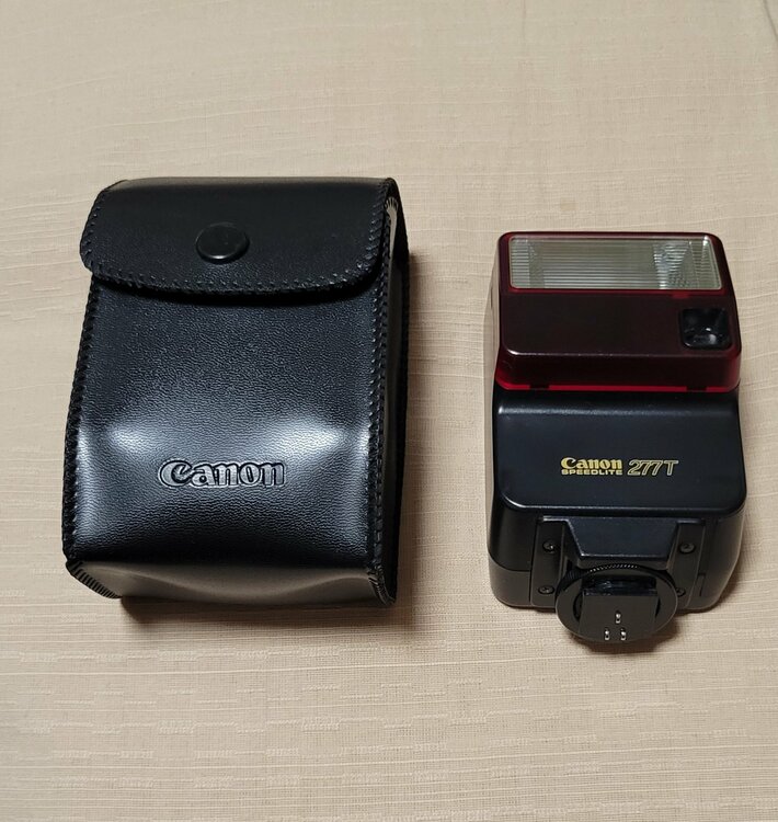 Canon T70（カメラ）の商品画像 - 査定依頼日：2025年12月7日 - 最高査定価格：350円