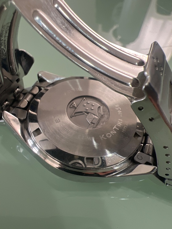 エテルナマチック コンチキ 1958 クロノグラフ（高級時計）の商品画像 - 査定依頼日：2026年4月21日 - 最高査定価格：25,000円