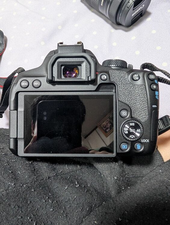 ioskiss10i（カメラ）の商品画像 - 査定依頼日：2025年10月22日 - 最高査定価格：81,000円