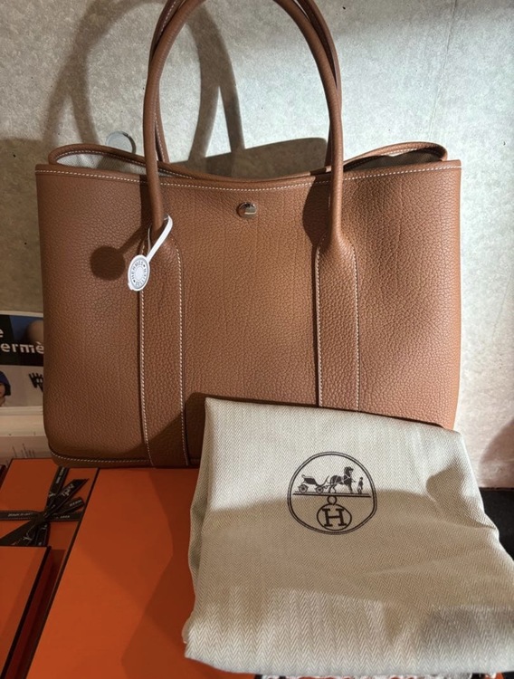 ガーデンパーティー（ブランドバッグ）の商品画像 - 査定依頼日：2025年12月7日 - 最高査定価格：460,000円