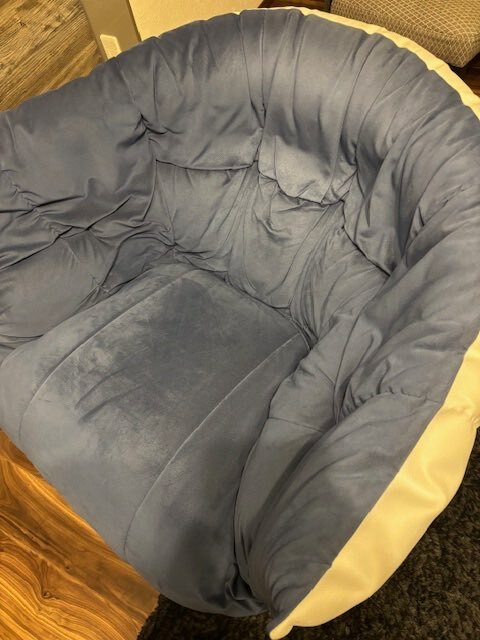 リーンロゼ・ブリガンタン1Pソファ、オットマン（家具・寝具）の商品画像 - 査定依頼日：2025年3月27日 - 最高査定価格：50,000円