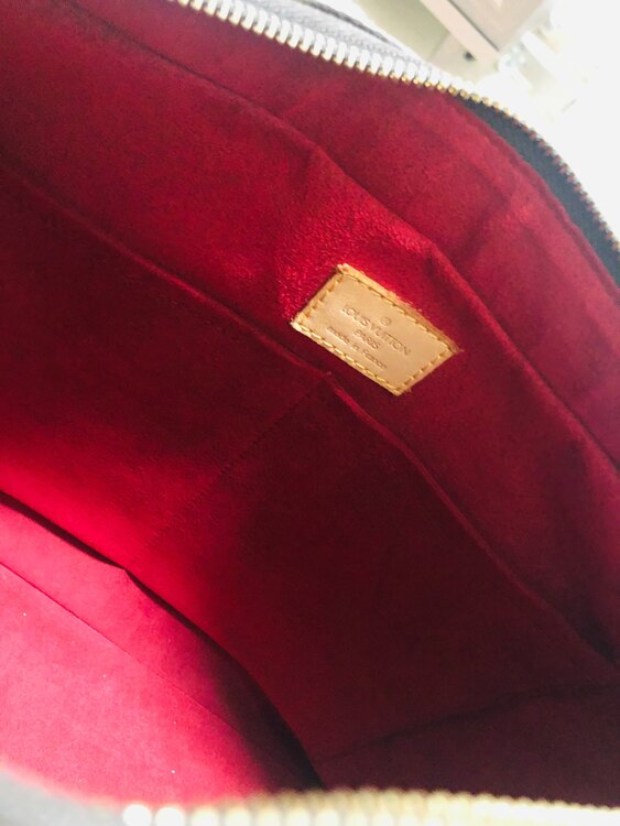 ルイヴィトン　モノグラム　ミュルティプリシテ（ブランドバッグ）の商品画像 - 査定依頼日：2025年2月7日 - 最高査定価格：140,000円