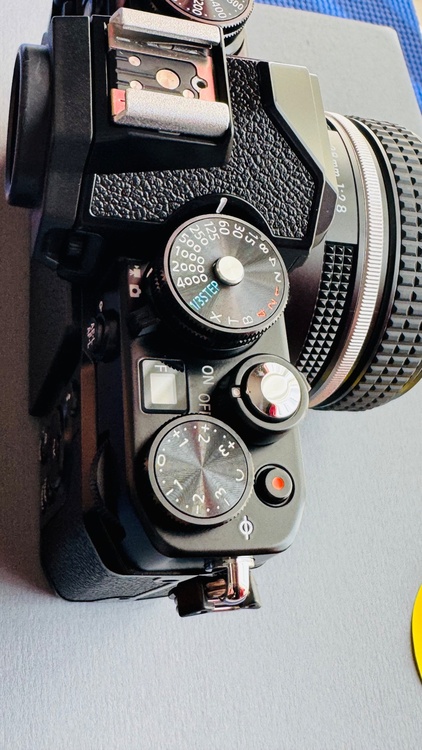Zfc 28mm f/2.8 Special Edition（カメラ）の商品画像 - 査定依頼日：2026年7月11日 - 最高査定価格：80,000円