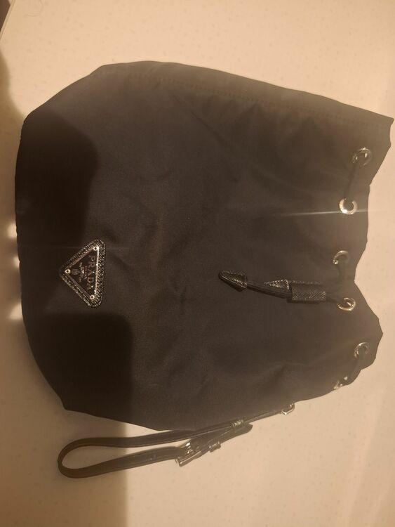 PRADA（ブランドバッグ）の商品画像 - 査定依頼日：2025年9月11日 - 最高査定価格：70,000円