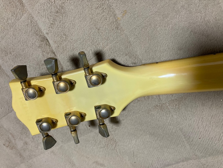 Les Paul custom  1999（ピアノ・楽器・PA機材）の商品画像 - 査定依頼日：2026年6月20日 - 最高査定価格：180,000円