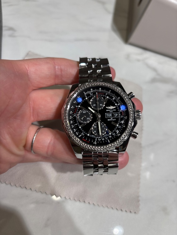 ブライトリング その他 ベントレーGT A1336（高級時計）の商品画像 - 査定依頼日：2025年10月11日 - 最高査定価格：460,000円