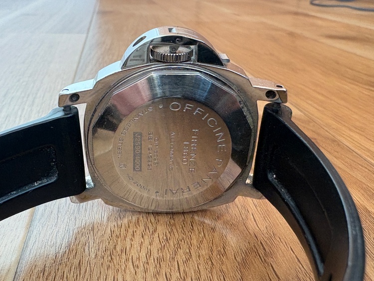 パネライ ルミノールマリーナ オートマティック（高級時計）の商品画像 - 査定依頼日：2026年2月2日 - 最高査定価格：480,000円