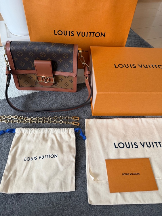 ドーフィーヌ MM（ブランドバッグ）の商品画像 - 査定依頼日：2025年8月27日 - 最高査定価格：260,000円