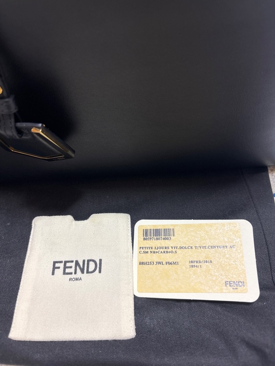 プチトゥージュール（ブランドバッグ）の商品画像 - 査定依頼日：2026年2月22日 - 最高査定価格：70,000円