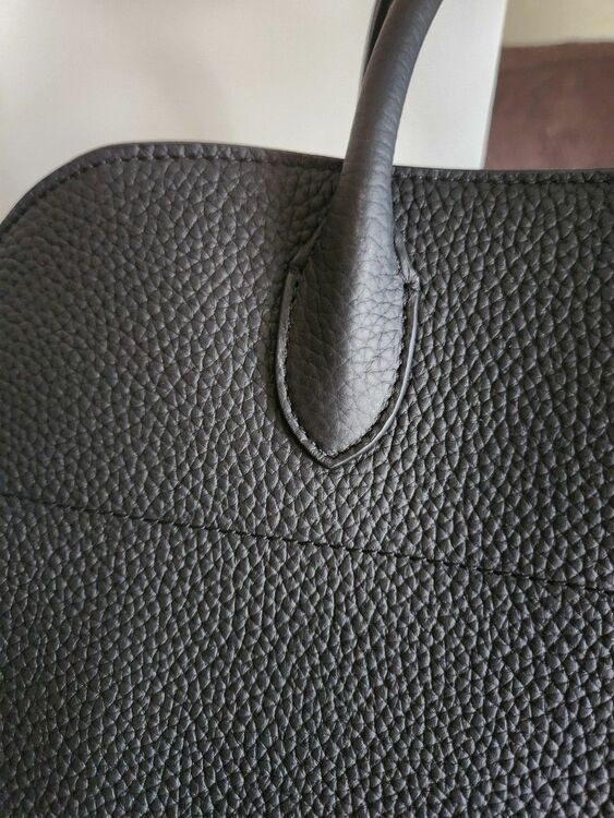 The row Soft Margaux15（ブランドバッグ）の商品画像 - 査定依頼日：2026年10月2日 - 最高査定価格：400,000円