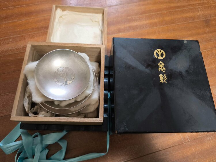 満州鉄道銀盃シルバー1000　513ｇ（金・貴金属）の商品画像 - 査定依頼日：2026年2月26日 - 最高査定価格：138,000円