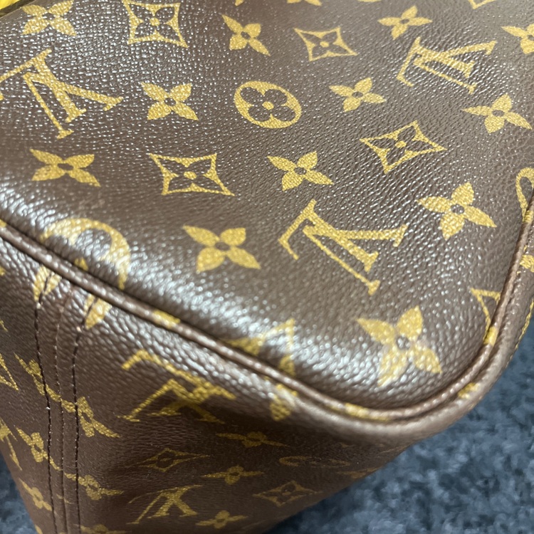 ヴィトン　ネヴァーフル（ブランドバッグ）の商品画像 - 査定依頼日：2025年10月14日 - 最高査定価格：50,000円