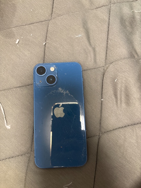 iPhone iPhone 13 mini 128GB docomo（スマホ）の商品画像 - 査定依頼日：2026年9月6日 - 最高査定価格：13,000円