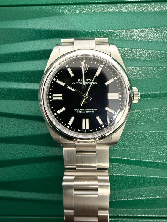 134300（高級時計）の商品画像 - 査定依頼日：2026年3月11日 - 最高査定価格：1,400,000円