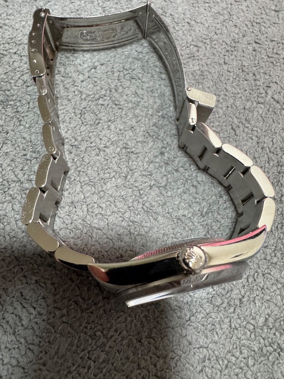 ロレックス エクスプローラー （高級時計）の商品画像 - 査定依頼日：2025年6月26日 - 最高査定価格：820,000円