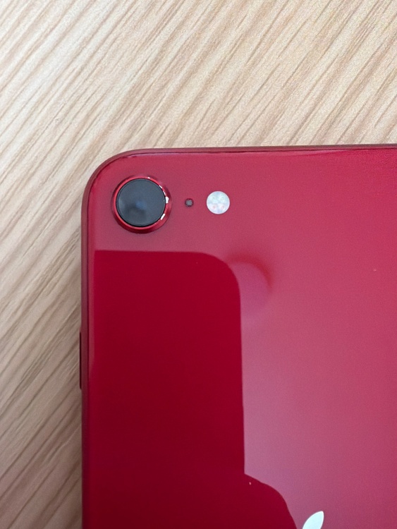 iPhone SE 第2世代（スマホ）の商品画像 - 査定依頼日：2026年5月9日 - 最高査定価格：12,000円