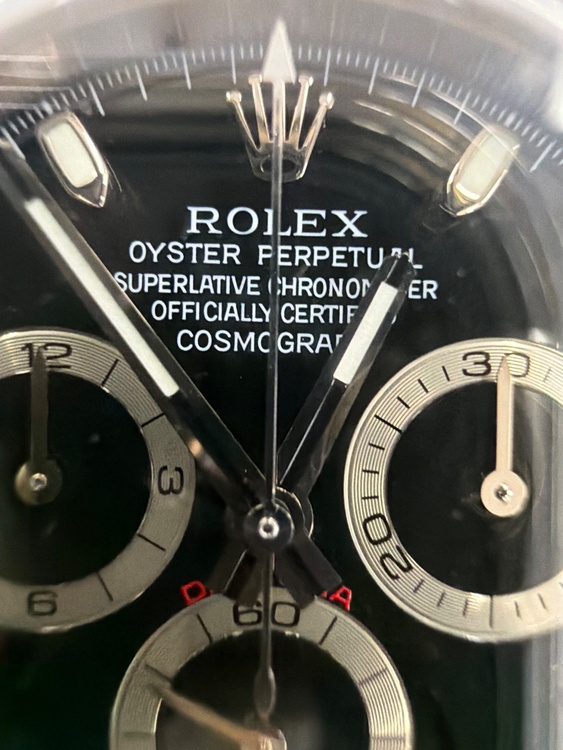 ロレックス デイトナ 116520b（高級時計）の商品画像 - 査定依頼日：2026年3月24日 - 最高査定価格：3,600,000円