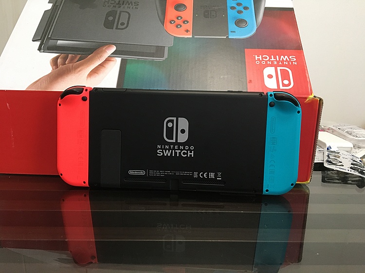 Nintendo Switch本体 大乱闘スマッシュブラザーズ SPECIALセ（ゲーム機本体・ゲームソフト）の商品画像 - 査定依頼日：2020年4月26日 - 最高査定価格：36,000円