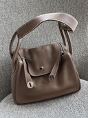 リンディ（ブランドバッグ）の商品画像 - 査定依頼日：2025年8月12日 - 最高査定価格：1,300,000円