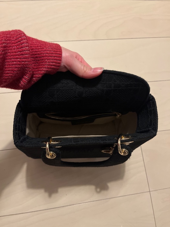 ディオール  （ブランドバッグ）の商品画像 - 査定依頼日：2026年1月14日 - 最高査定価格：250,000円