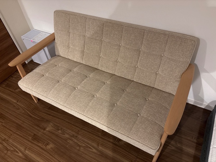 2Pソファ(カリモク60)（家具・寝具）の商品画像 - 査定依頼日：2026年2月7日 - 最高査定価格：3,000円
