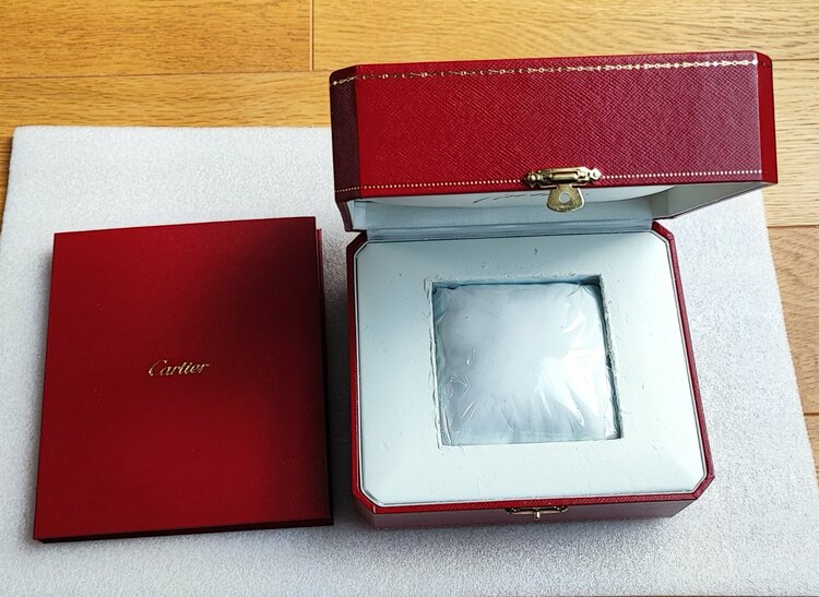 WSTA0010（高級時計）の商品画像 - 査定依頼日：2026年4月8日 - 最高査定価格：600,000円