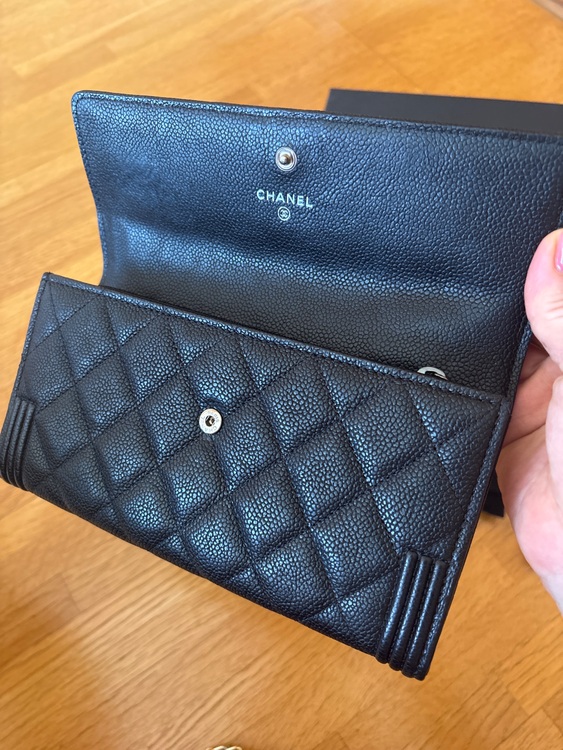ボーイズシャネル（ブランド財布・小物）の商品画像 - 査定依頼日：2025年9月3日 - 最高査定価格：50,000円
