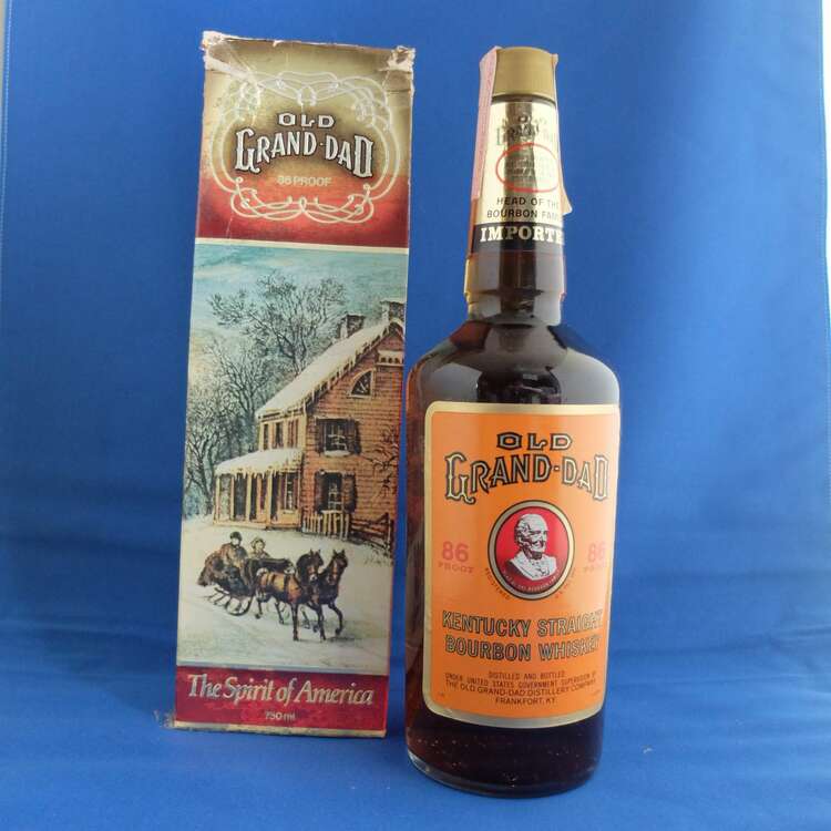 オールドグランドダッド 86（お酒）の商品画像 - 査定依頼日：2025年4月26日 - 最高査定価格：22,000円