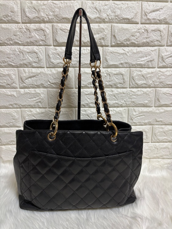 シャネル GST　 チェーン　ショルダー　トート ブラック キャビア　ブラック（ブランドバッグ）の商品画像 - 査定依頼日：2025年8月20日 - 最高査定価格：530,000円