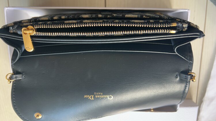 オブリークジャガード（ブランドバッグ）の商品画像 - 査定依頼日：2025年3月22日 - 最高査定価格：140,000円