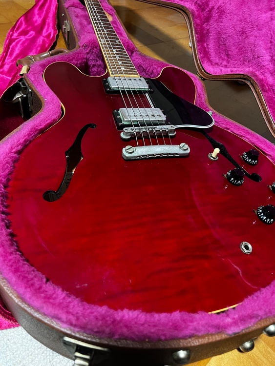 ES-335 Dot（ピアノ・楽器・PA機材）の商品画像 - 査定依頼日：2026年5月4日 - 最高査定価格：270,000円